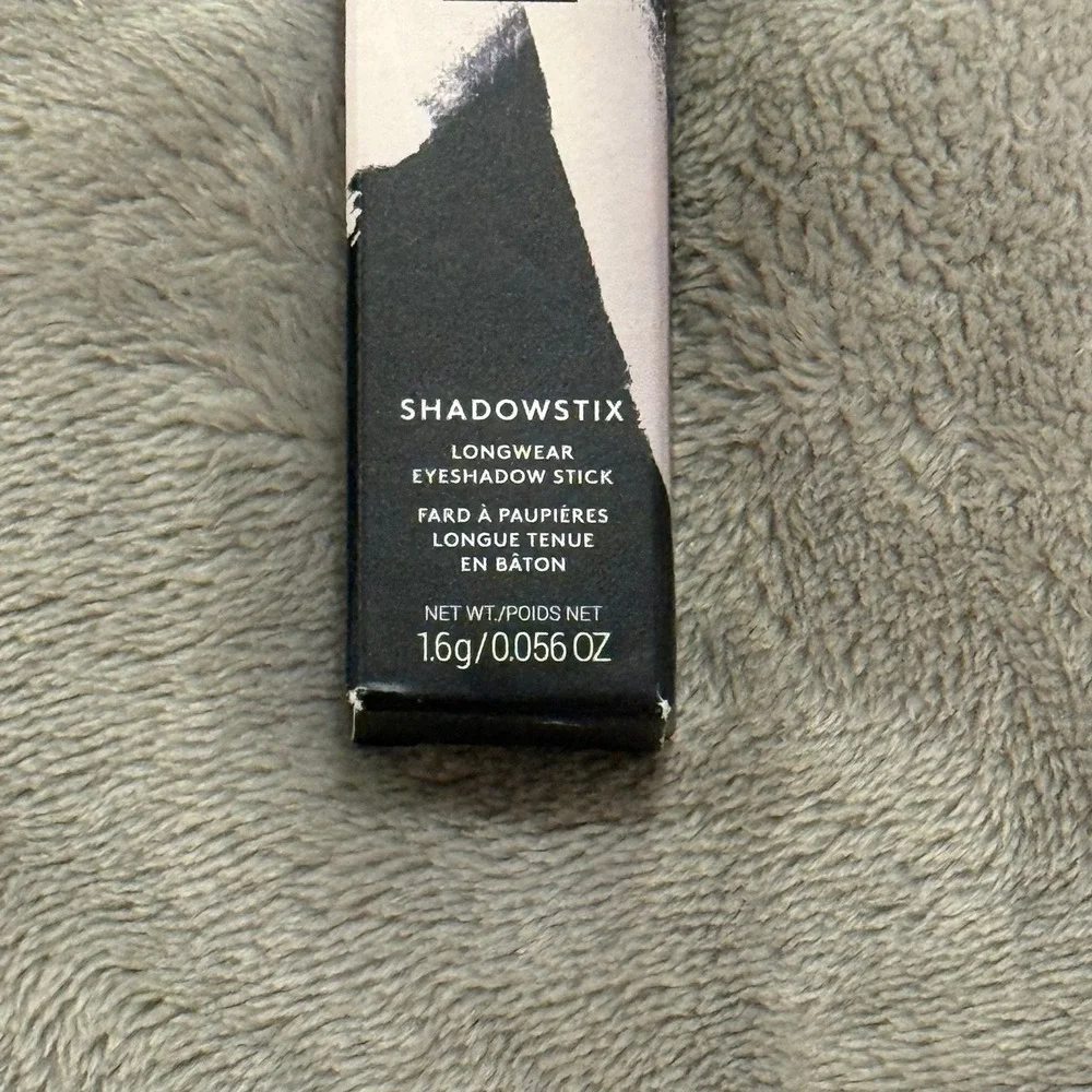 Fenty Beauty Shadowstix Longwear Eyeshadow Stick‎ AMBER 1.6g 0.056oz New in Box